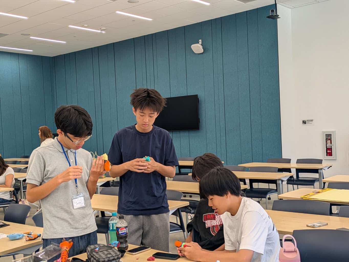 UTCモールを散策する参加者たち